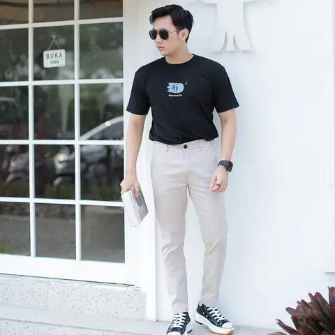 Foto produk CELANA CHINOS PANJANG PRIA PROMO 200K GET 3, kategori Jeans Panjang Rominsy Jeans
