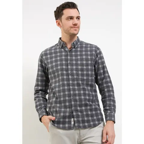 Foto produk TRIPLE Kemeja Flanel Lengan Panjang Slim Fit (LS 496 DGR) - Dark Grey, kategori Kaos Rominsy Jeans